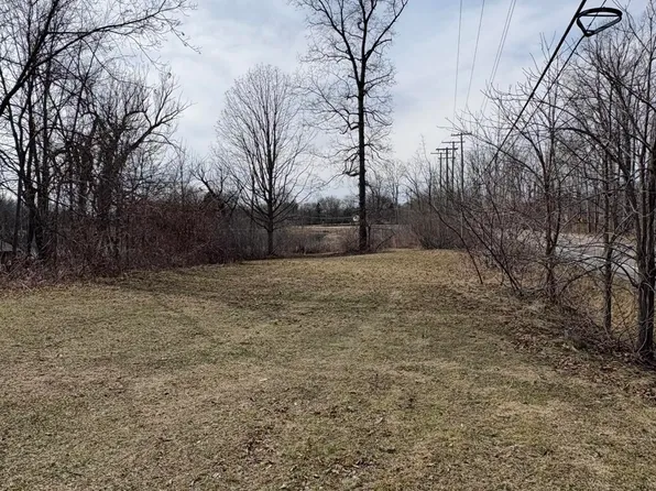 E Seymour Lake Rd, Ortonville, MI 48462