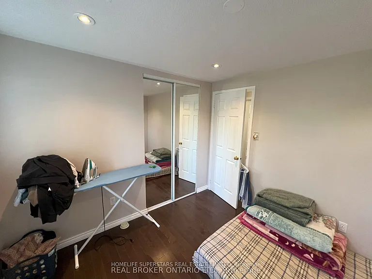 2555 Thomas St #1 — Photo 9
