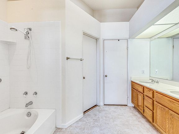 5th image of 1022 N Turner Ave APT 141