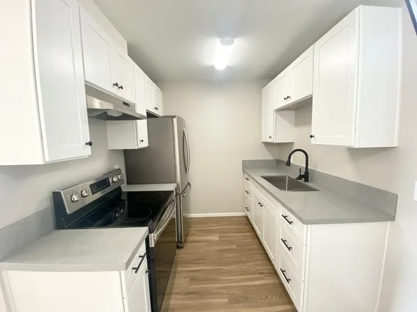 1141 E 7th St #8, National City, CA 91950