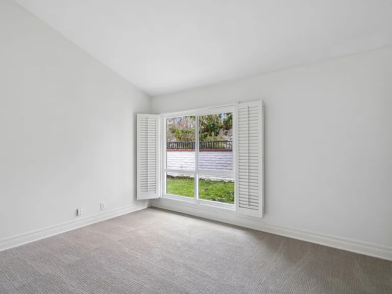 17 Pinehurst Ln — Photo 18