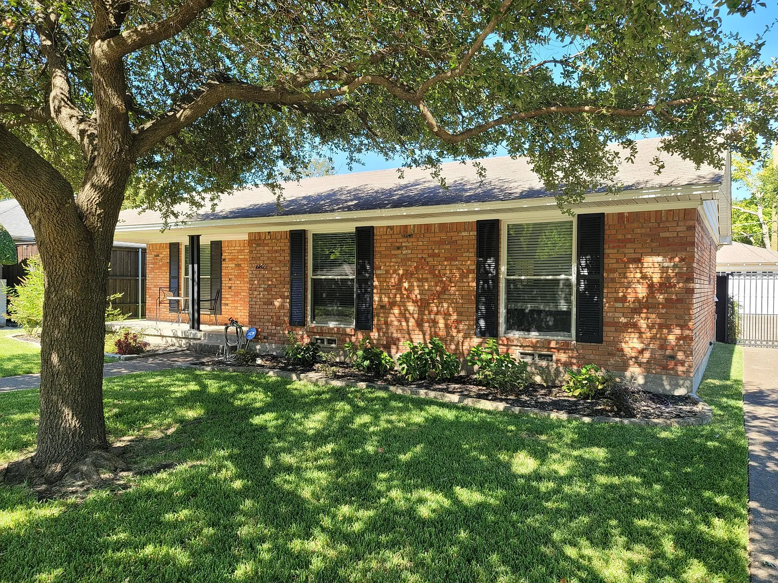 3 bed, 1577 sqft, $3,200 — Photo 1