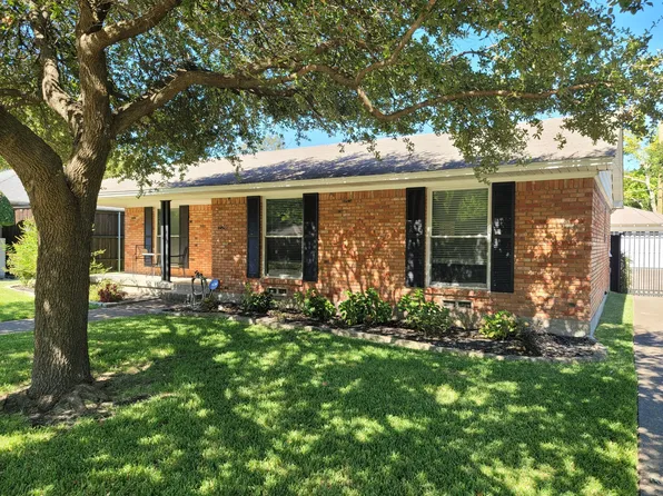6821 Whitehill St, Dallas, TX 75231