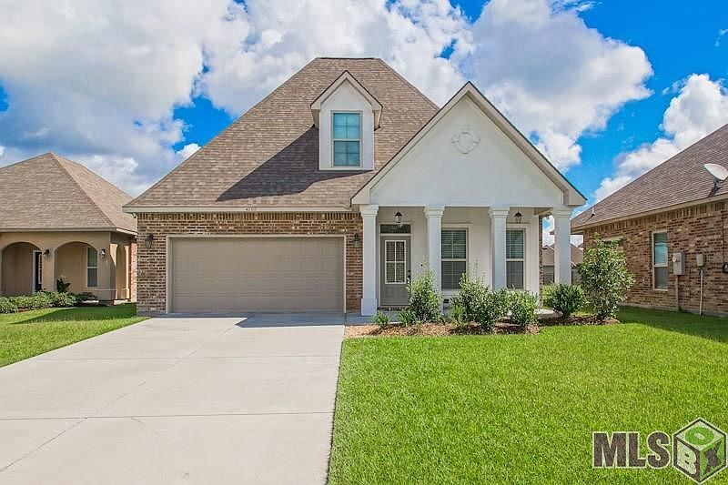 1st image of 42318 Lakestone Dr