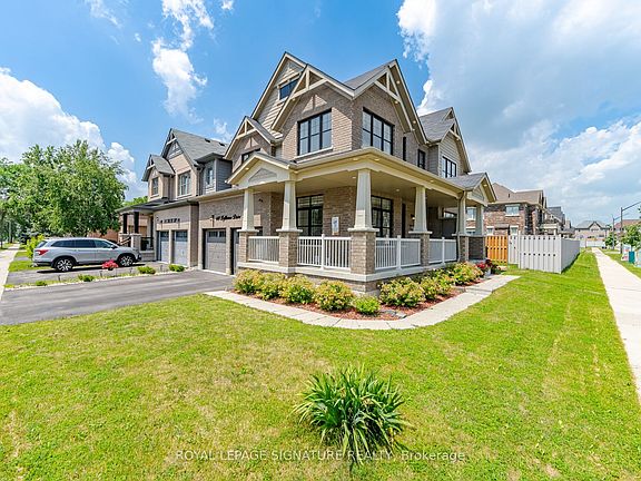 3rd image of 60 Lofthouse Dr