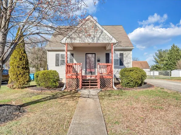 623 Queen Ave NW, Roanoke, VA 24012