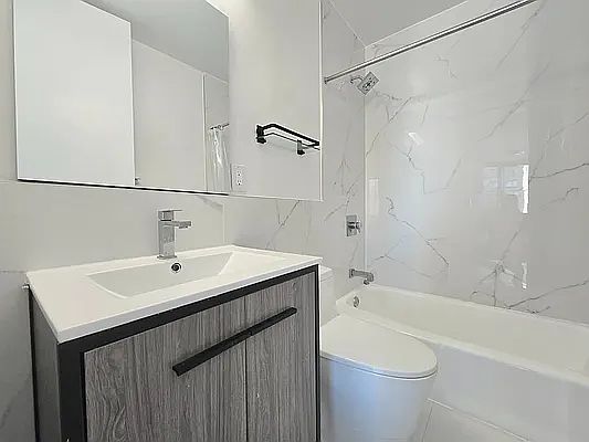5th image of 1735 York Ave APT 37C