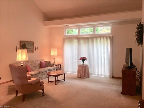 2nd image of 4496 Stone Creek Dr