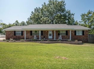 102 Windsor Rd, Starkville, MS 39759