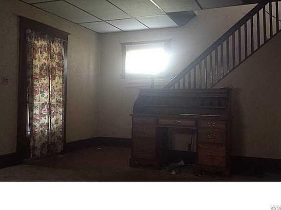 3rd image of 1187 Kensington Ave