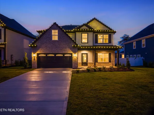1208 Fort Craig Trl, Maryville, TN 37803