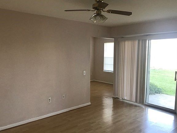 5th image of 1403 Key Pkwy #103
