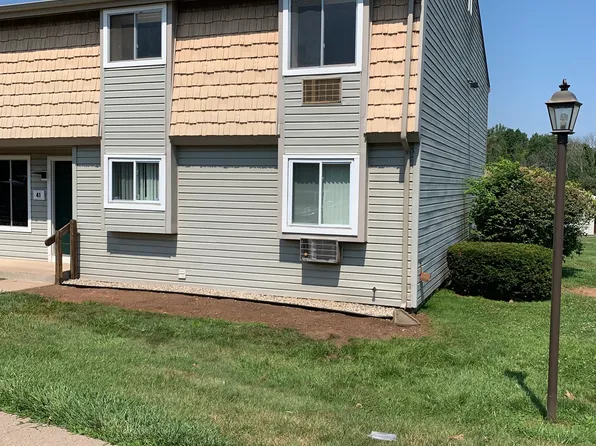 41 Carillon Drive APT D, Rocky Hill, CT 06067