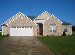 3181 Squire Cir, Shelbyville, KY 40065
