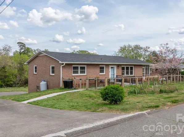 118 Whitley Rd, Morganton, NC 28655