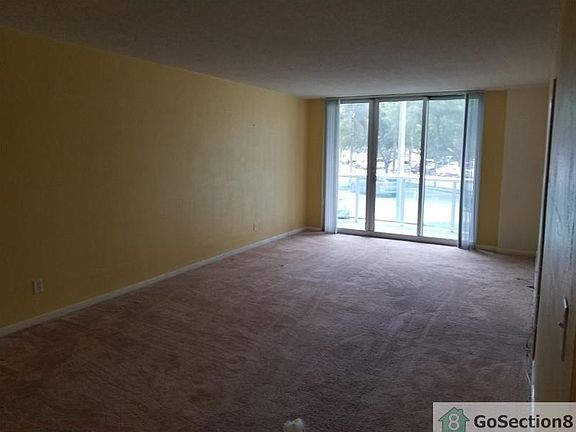 5th image of 19380 Collins Ave APT 123