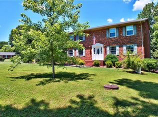 7255 Lasater Rd, Clemmons, NC 27012