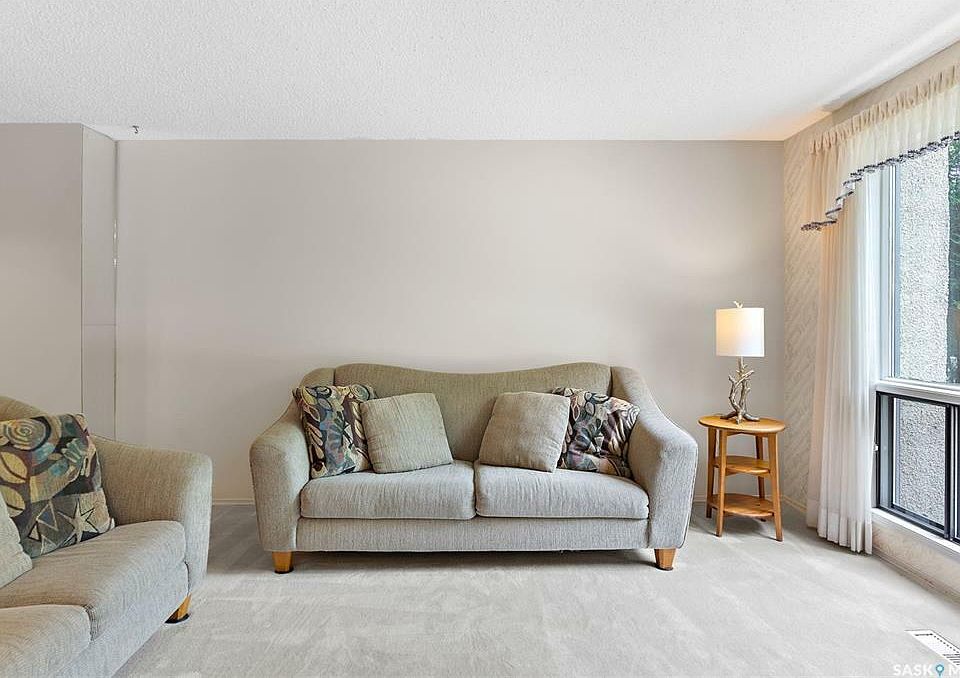303 Saguenay Dr 10, Saskatoon, SK S7K 5R2 Zillow