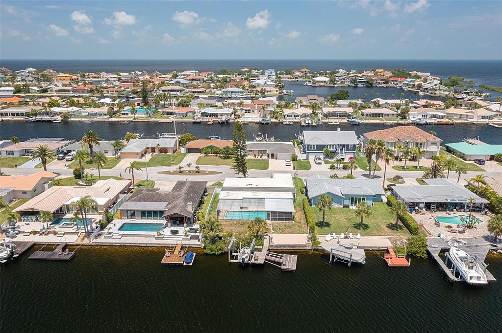 5524 Leeward Ln, New Port Richey, FL 34652 MLS U8204685 Zillow