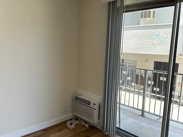1123 S Sherbourne Dr #102 — Photo 16