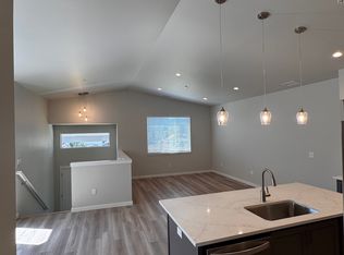 932 E Railroad Ave, Post Falls, ID 83854