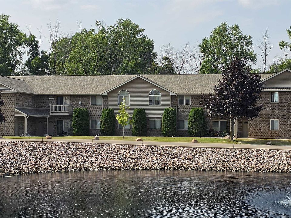 1st image of 3325 N Casaloma Dr APT 40