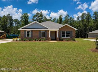 146 Kings Crossing Dr, Lucedale, MS 39452