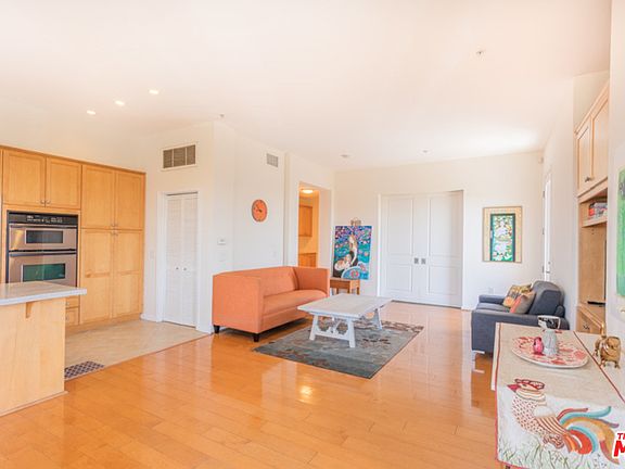 3rd image of 150 S San Fernando Blvd Unit 302