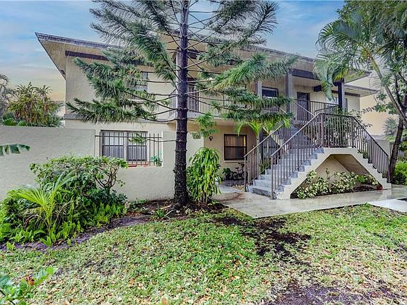 2nd image of 3011 SW 21st Ter Unit 38-2