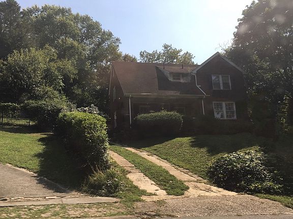 3rd image of 1254 Laurel St SE