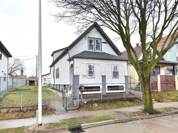 2467 West Cherry STREET, Milwaukee, WI 53205
