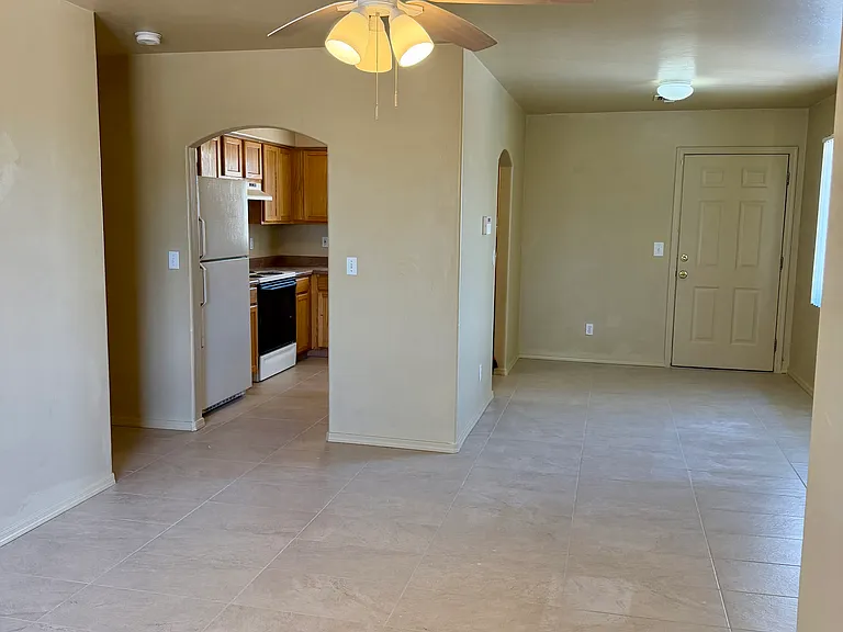 206 E Yavapai Rd #2 — Photo 1