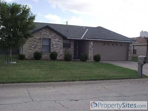1st image of 113 Crestwood Dr