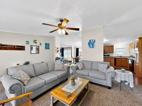 231 Lone Tree Ln, Decatur, TX 76234