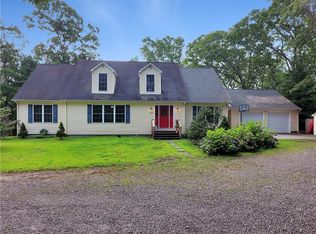 217 Pinecrest Dr, North Kingstown, RI 02852