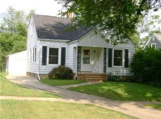 2320 E Ave NE, Cedar Rapids, IA 52402