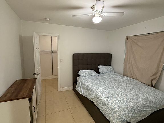4th image of 901 NE 2nd St #901