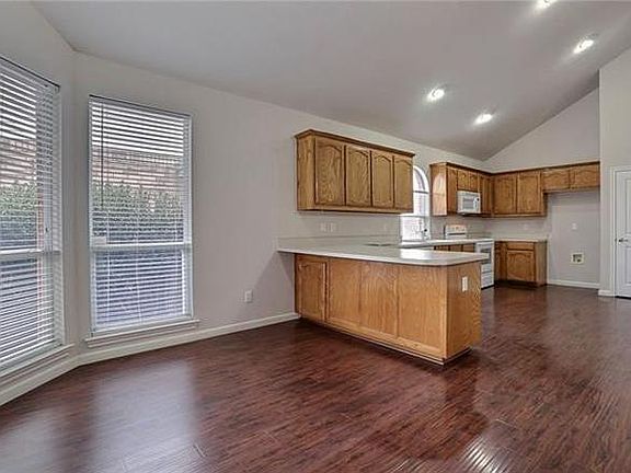 3rd image of 3748 Brandywine Ln