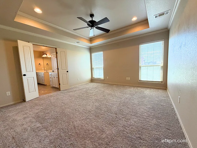 18300 Coyote Springs, Amarillo, TX 79119 - Primary Bedroom