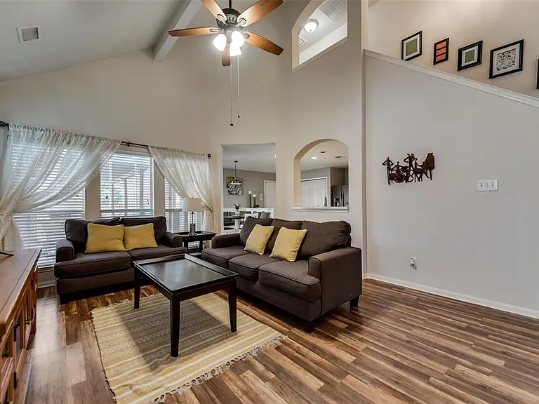 8801 Clearlake Dr — Photo 14