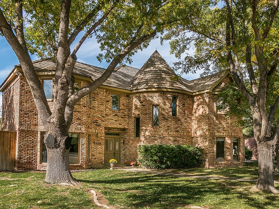 1st image of 7224 Versailles Dr