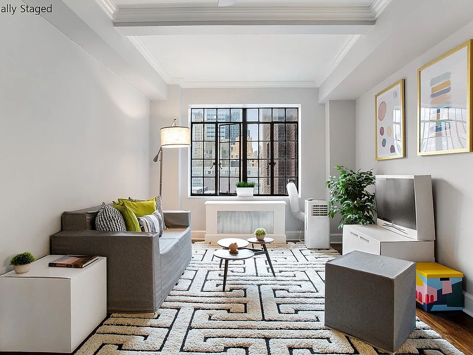 1st image of 45 Tudor City Pl APT 1307
