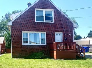 11 Covington Dr, Buffalo, NY 14220