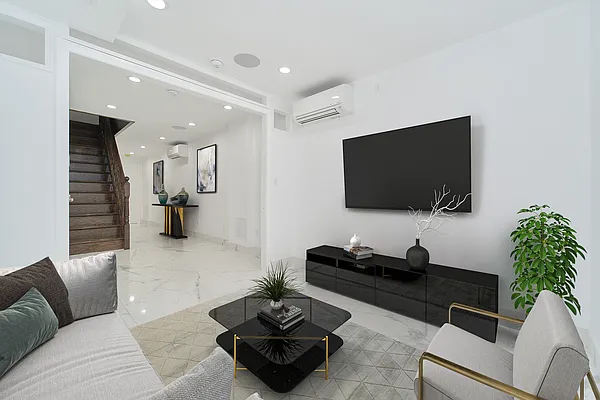 Rented by Living New York | media 24