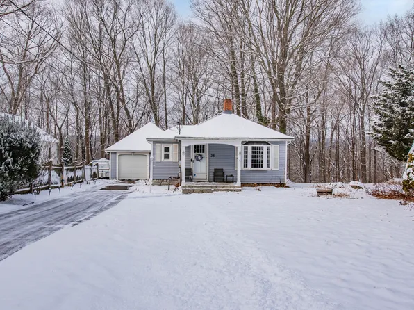 28 Yale Avenue, Middlebury, CT 06762