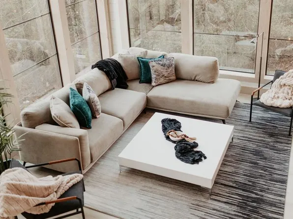 2 Timber Passage Trl, Broken Bow, OK 74728