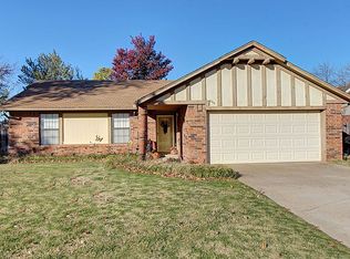8016 S Date Ave, Broken Arrow, OK 74011