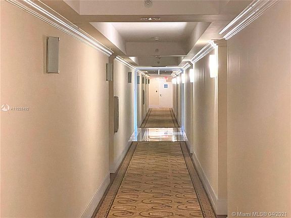 4th image of 3232 SW Coral Way #809