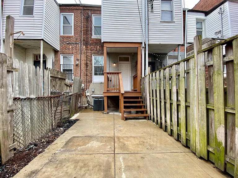 304 S Conkling St — Photo 33