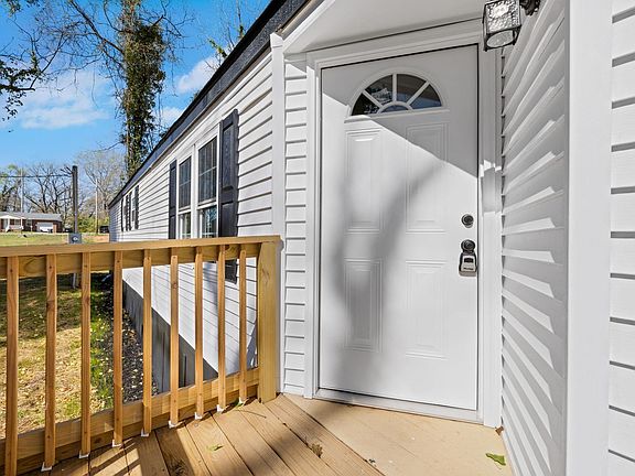 5th image of 204 Wardlaw St